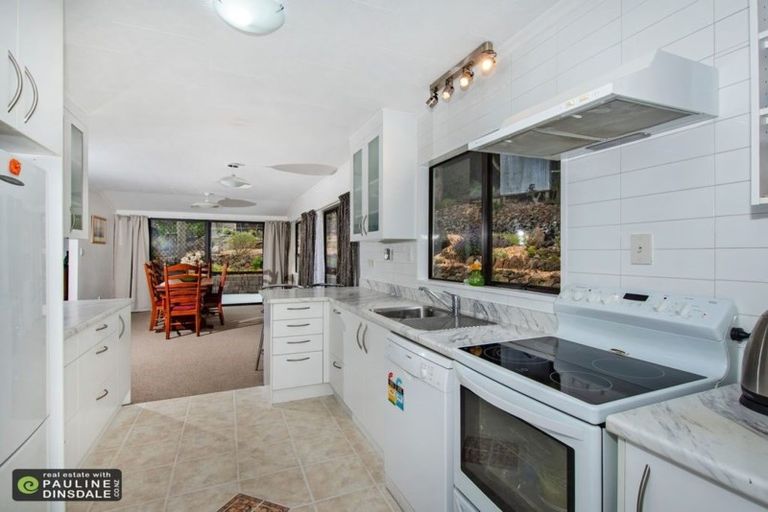 Photo of property in 17 Granfield Place, Te Kamo, Whangarei, 0112