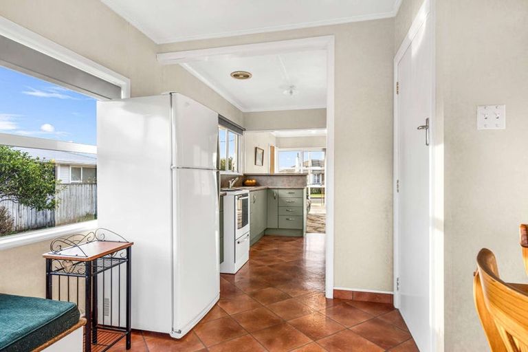 Photo of property in 15 Kea Street, Stoke, Nelson, 7011