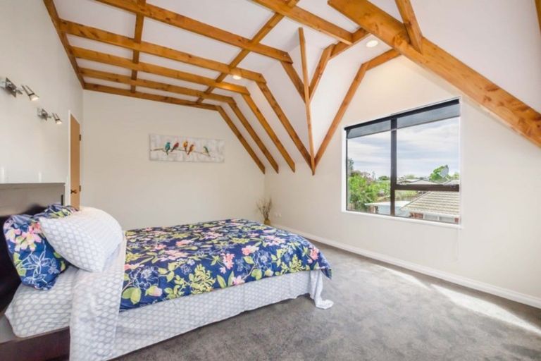 Photo of property in 69 Mazengarb Road, Paraparaumu Beach, Paraparaumu, 5032