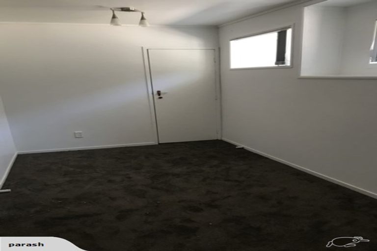Photo of property in 2 Miro Street, New Lynn, Auckland, 0600