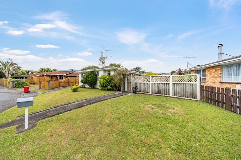Photo of property in 20 Haylock Grove, Totara Park, Upper Hutt, 5018