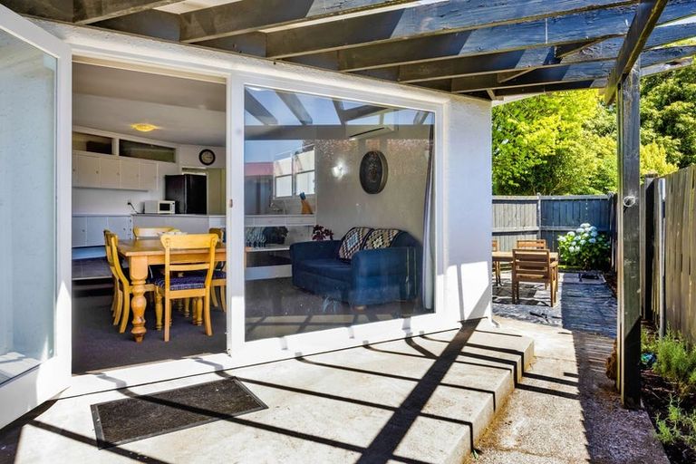 Photo of property in 161 South Road, Hawera, 4610