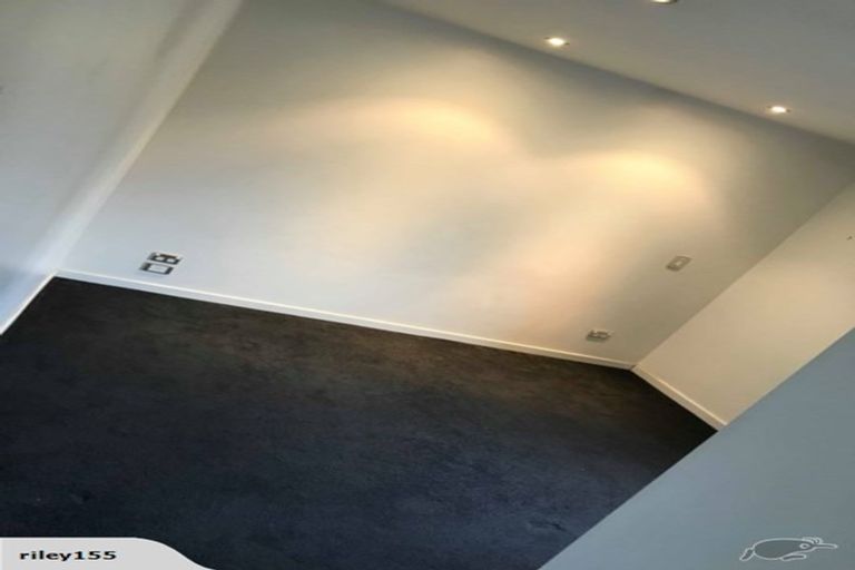 Photo of property in 7a Defoe Place, Waltham, Christchurch, 8023