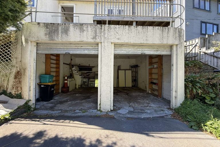 Photo of property in 357 Ohiro Road, Brooklyn, Wellington, 6021