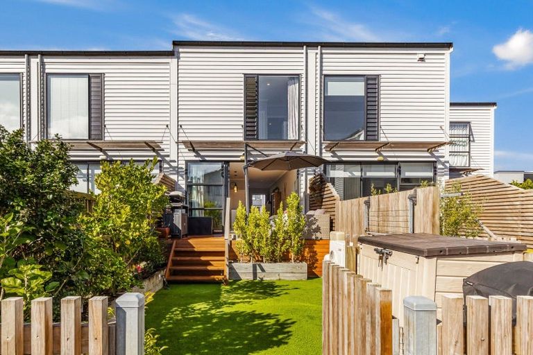 Photo of property in 73b Mapou Road, Hobsonville, Auckland, 0616
