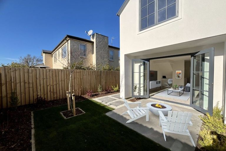 Photo of property in 8/35 Eversleigh Street, St Albans, Christchurch, 8014