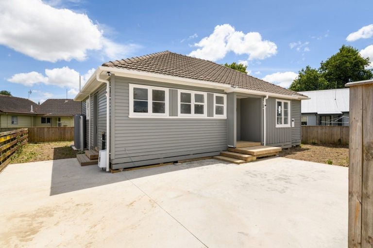 Photo of property in 73 Rangiora Avenue, Roslyn, Palmerston North, 4414