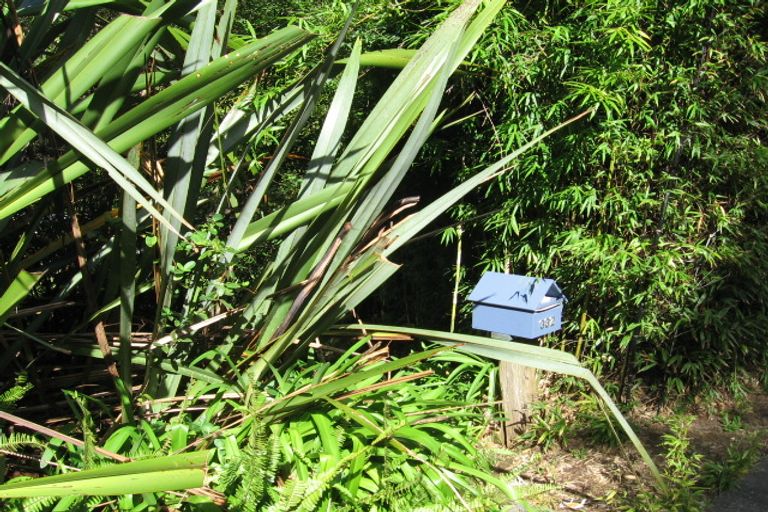 Photo of property in 332 Huia Road, Titirangi, Auckland, 0604