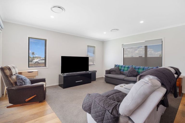 Photo of property in 14 Mary Place, Pyes Pa, Tauranga, 3112