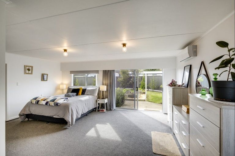 Photo of property in 9 Lowther Place, Taradale, Napier, 4112