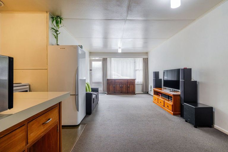 Photo of property in 75a Heretaunga Street, Palmerston North, 4414
