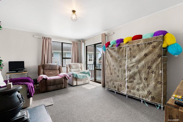 Photo of property in 13 Poutini Place, Manurewa, Auckland, 2102