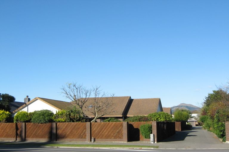 Photo of property in 1/55 Halswell Road, Hillmorton, Christchurch, 8025
