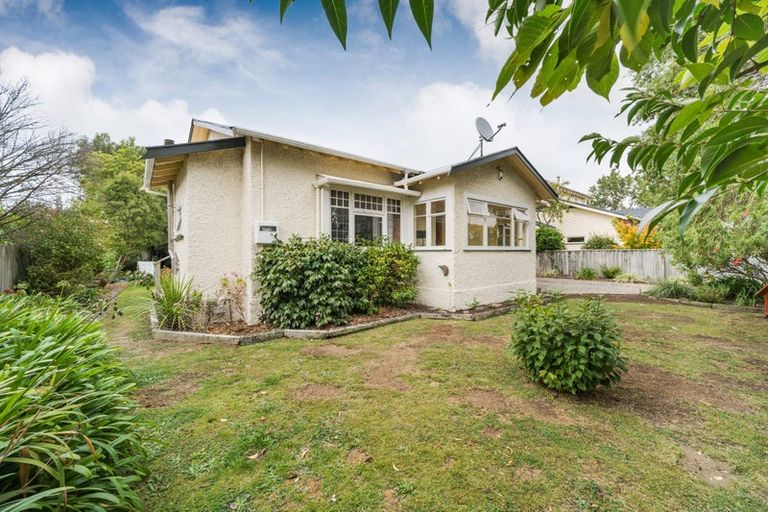 Photo of property in 7 Rangitane Street, Palmerston North, 4414