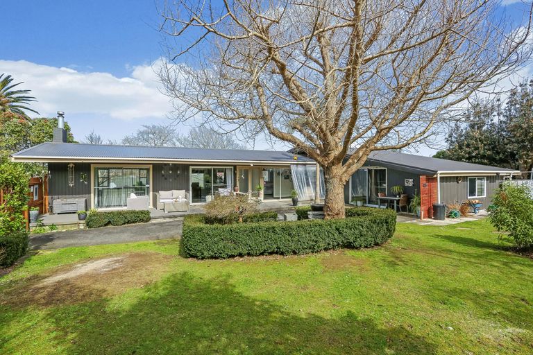 Photo of property in 11 Harrisville Road, Tuakau, 2121