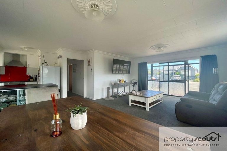 Photo of property in 19 Tukapa Street, Westown, New Plymouth, 4310