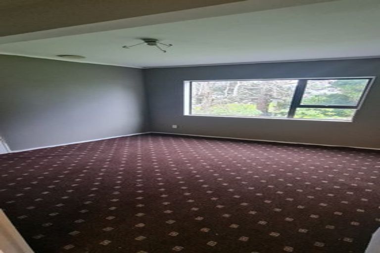 Photo of property in 12a Sabulite Road, Kelston, Auckland, 0602