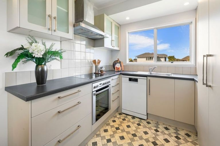 Photo of property in 1/41 Jutland Road, Hauraki, Auckland, 0622