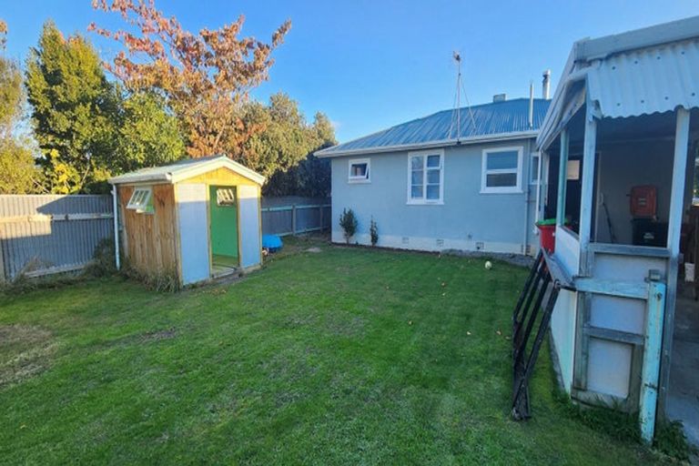 Photo of property in 19 Richmond Avenue, Takaro, Palmerston North, 4410