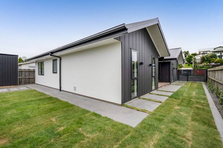 Photo of property in 65 Bayly Road, Blagdon, New Plymouth, 4310