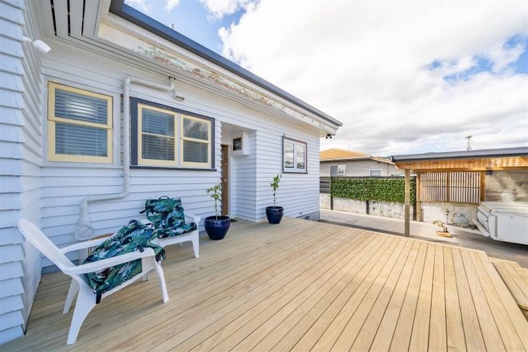 Photo of property in 16 Liverpool Street, Trentham, Upper Hutt, 5018