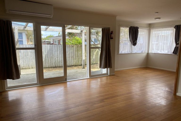 Photo of property in 39a Harrington Road, Henderson, Auckland, 0610