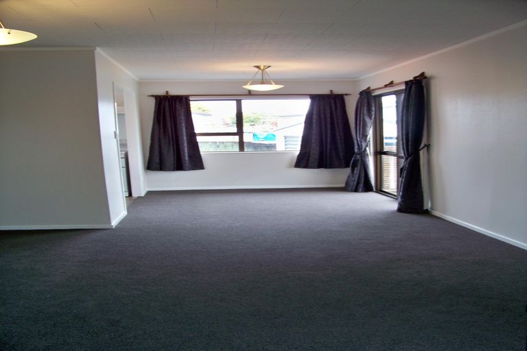 Photo of property in 74 Moore Street, Leamington, Cambridge, 3432