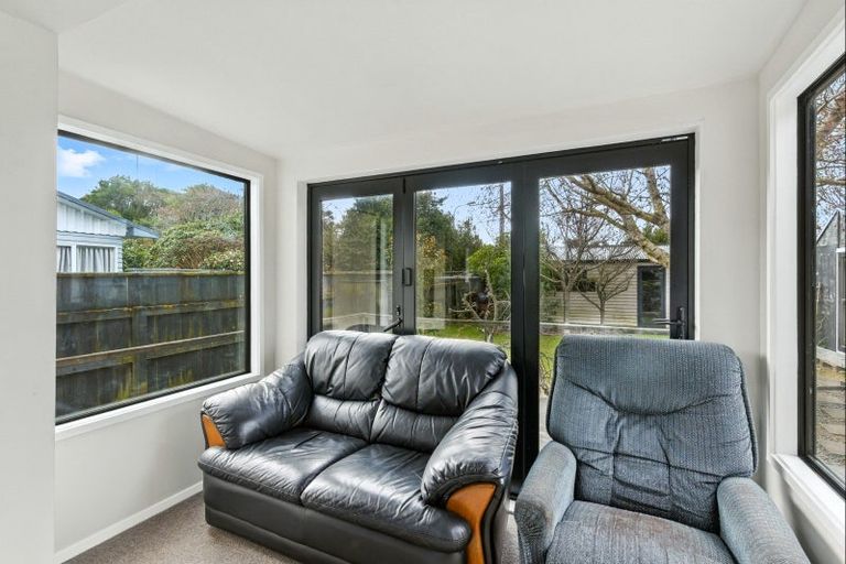 Photo of property in 22 York Street, Levin, 5510