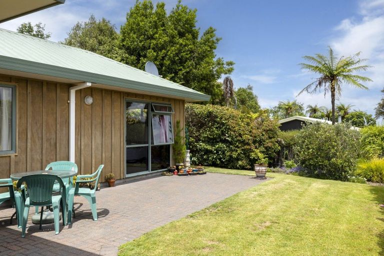 Photo of property in 47 Hinekura Avenue, Taupo, 3330