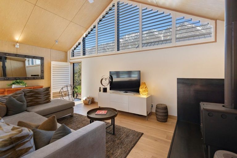 Photo of property in 39 Mcadam Drive, Jacks Point, Queenstown, 9371