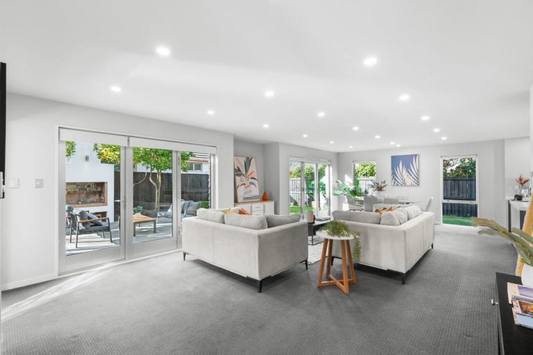 Photo of property in 16 Riverbank Road, Northwood, Christchurch, 8051