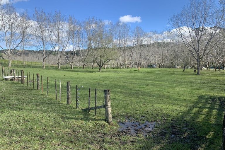 Photo of property in 654 Inland Road, Helensville, 0875