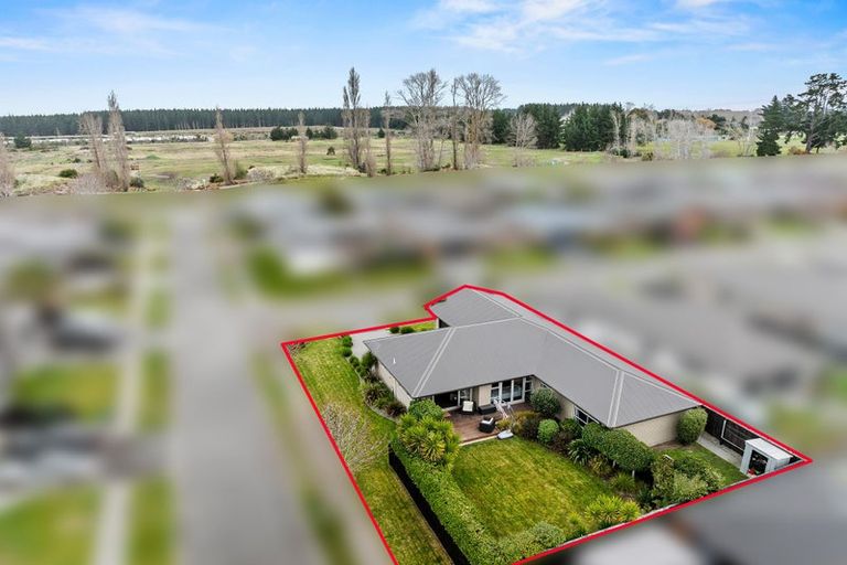 Photo of property in 7 Seaward Street, Pegasus, 7612