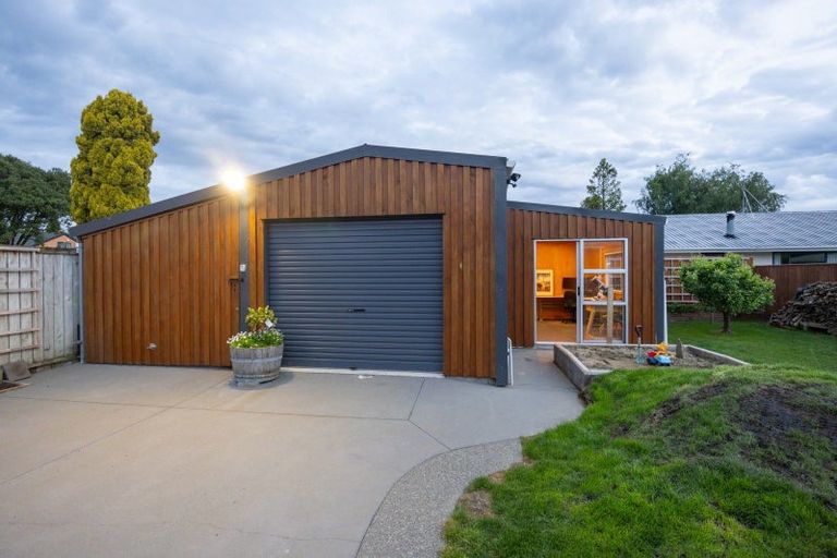 Photo of property in 34 Keeling Street, West End, Palmerston North, 4412