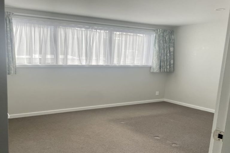 Photo of property in 60u2 Broderick Road, Johnsonville, Wellington, 6037