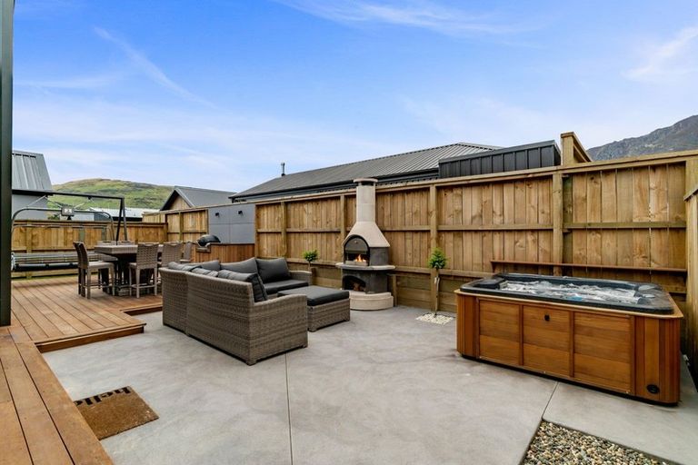 Photo of property in 62 Muster Road, Jacks Point, 9371