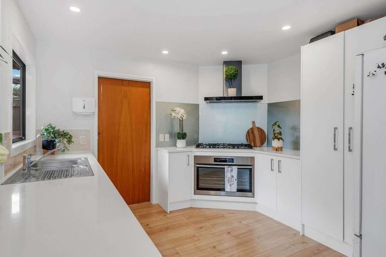 Photo of property in 1/19 Galsworthy Place, Bucklands Beach, Auckland, 2014