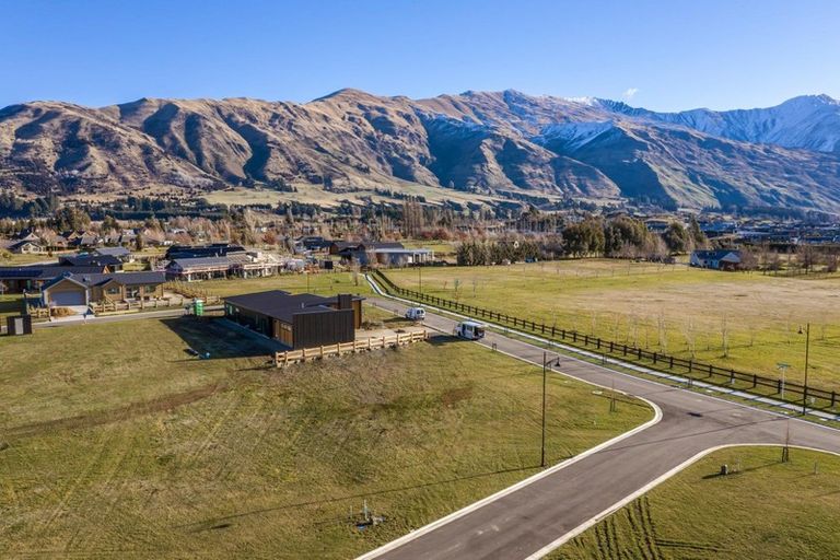 Photo of property in 3 Eureka Street, Wanaka, 9305