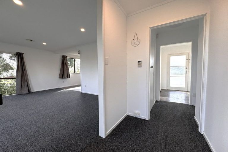 Photo of property in 11 Karepo Crescent, Ranui, Auckland, 0612