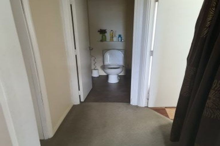 Photo of property in 136 Russell Street, Westport, 7825