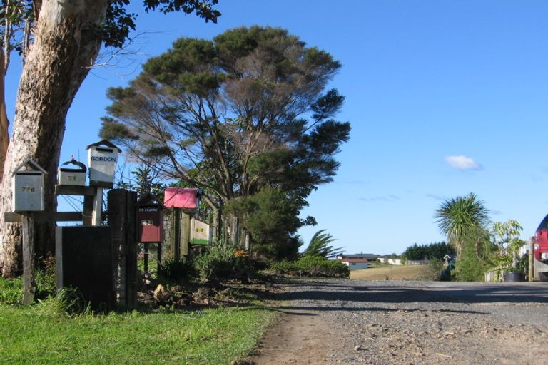 Photo of property in 53 Yorke Road, Haruru, 0204