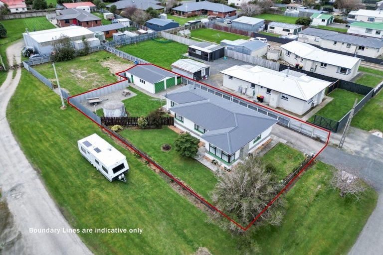 Photo of property in 1 Ballantrae Street, Wallacetown, 9816