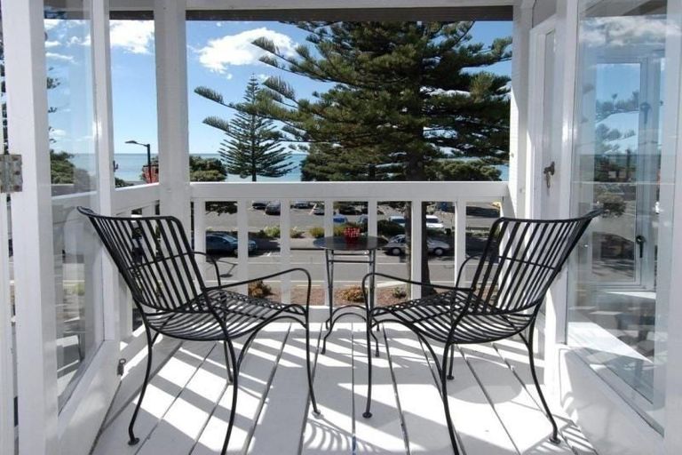 Photo of property in 251 Marine Parade, Napier South, Napier, 4110