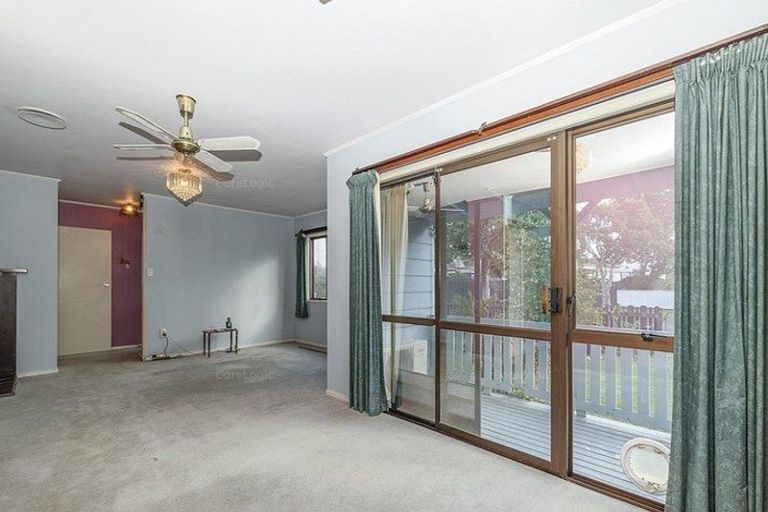 Photo of property in 5 Luanda Drive, Ranui, Auckland, 0612