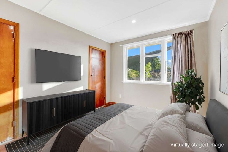 Photo of property in 11a Atiawa Street, Glen Avon, New Plymouth, 4312