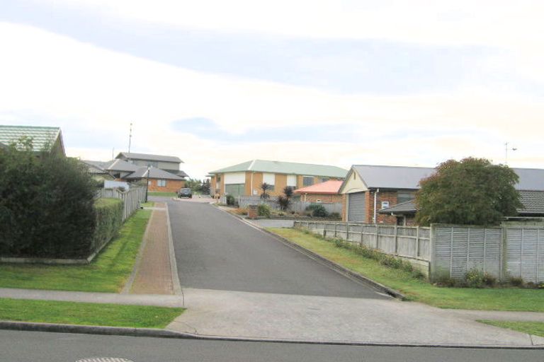 Photo of property in 84 Ayrshire Drive, Grandview Heights, Hamilton, 3200