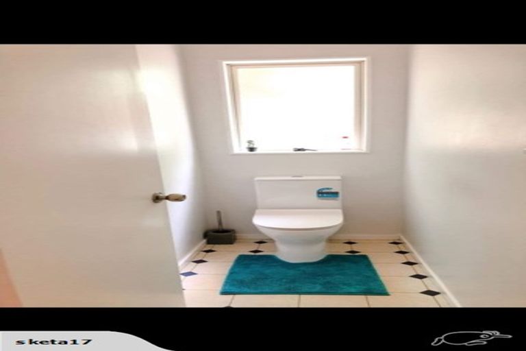 Photo of property in 8f2- Tulsa Grove, Totara Park, Upper Hutt, 5018