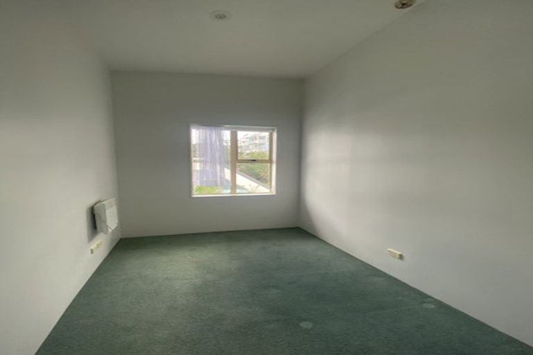 Photo of property in Sirocco Apartments, 801/8u Church Street, Wellington Central, Wellington, 6011