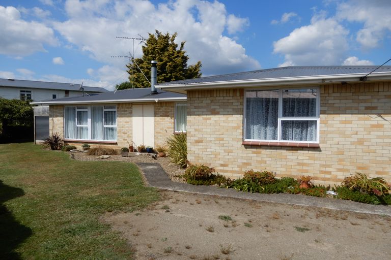 Photo of property in 8 Kowhai Place, Te Kauwhata, 3710