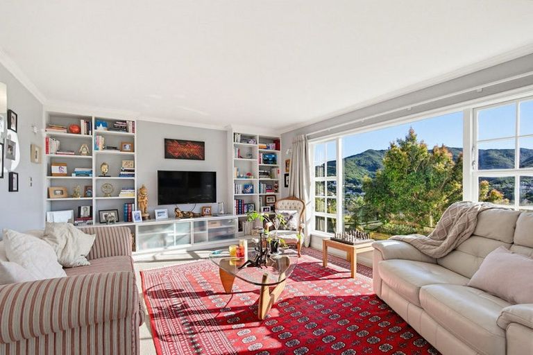 Photo of property in 4 Parklands Drive, Karori, Wellington, 6012